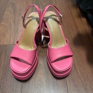 Women’s Alessia Platform Heels-Wild Fable Vibrant Pink Size 6.5